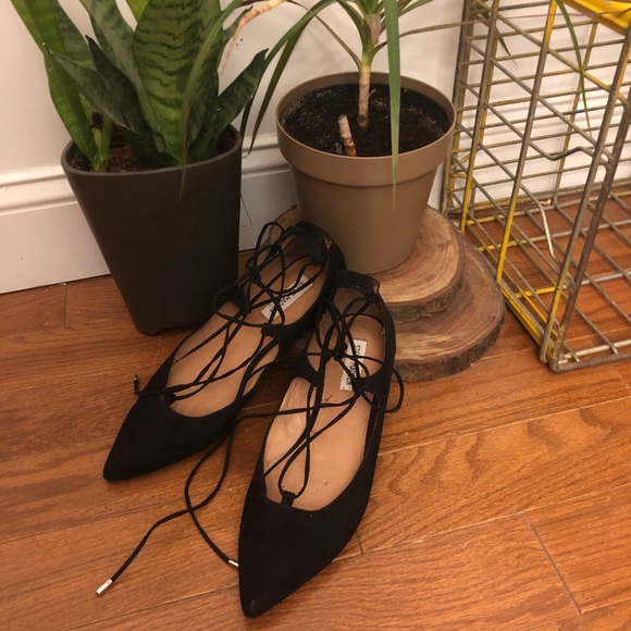 Steve Madden Lecrew Flat 9M - Picture 2 of 8